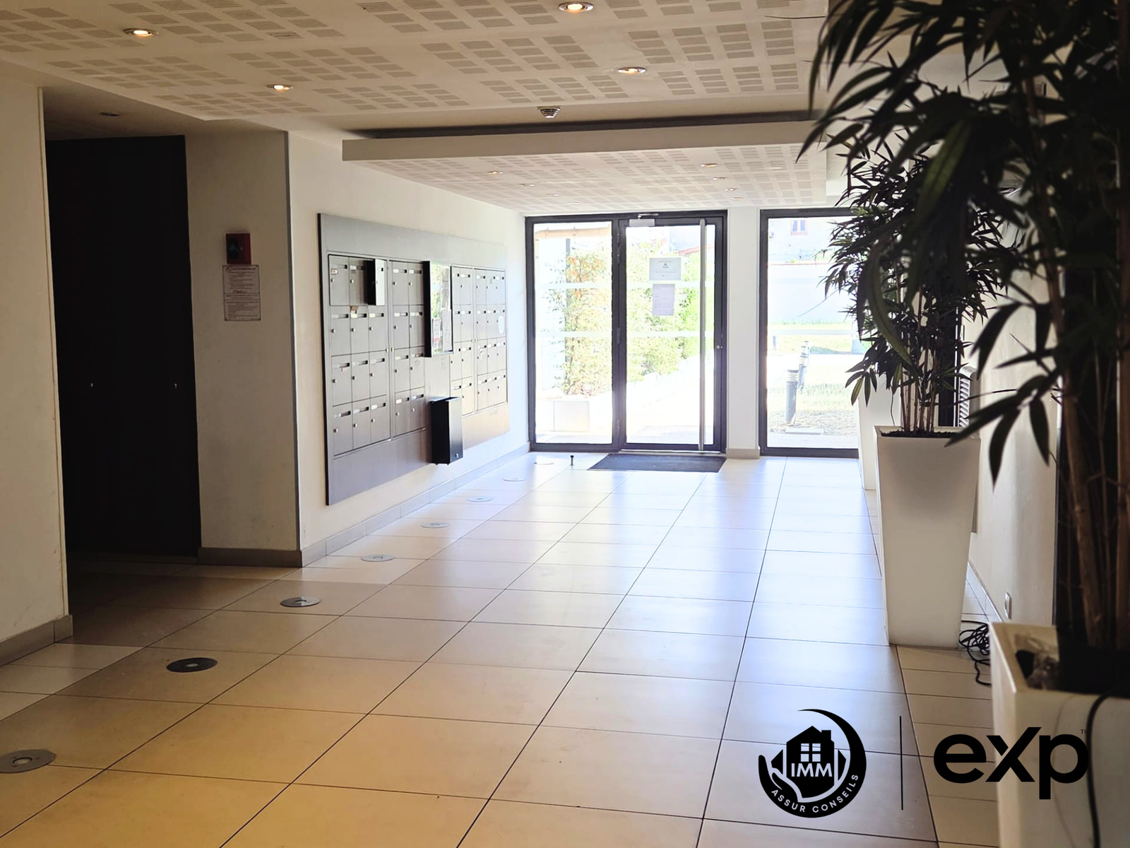 Entrée résidence T1